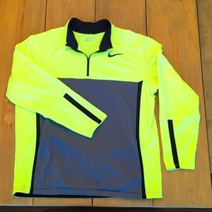 Nike Golf standard fit neon quarter zip pullover size XL